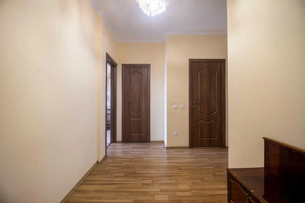 Продаж , 2 кімнатна , новобудова, вул. Уляни Кравченко