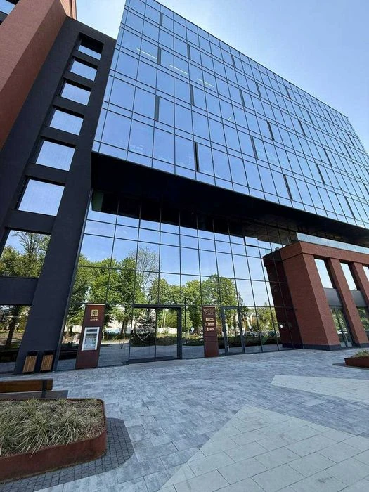 Продаж 1-кім. апартаментів в  бізнес-центрі Kristal Plaza.