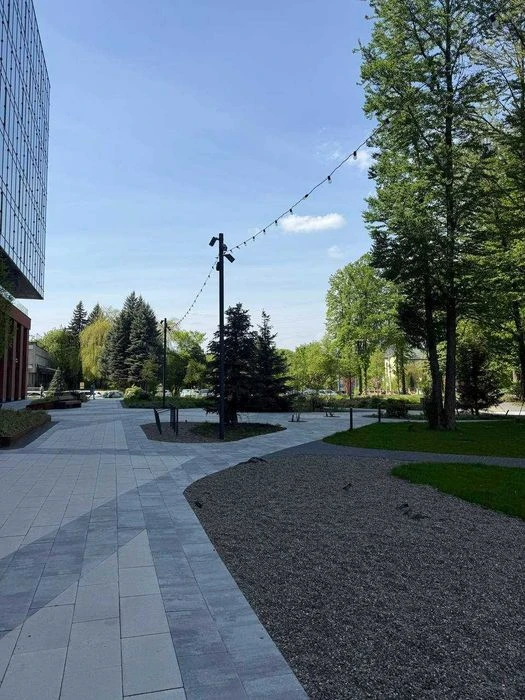 Продаж 1-кім. апартаментів в  бізнес-центрі Kristal Plaza.