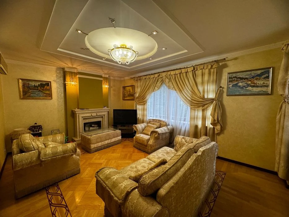 Продаж 5-кімн.квартири Новий Львів(Паркова зона)0