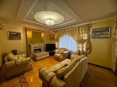 Продаж 5-кімн.квартири Новий Львів(Паркова зона)0