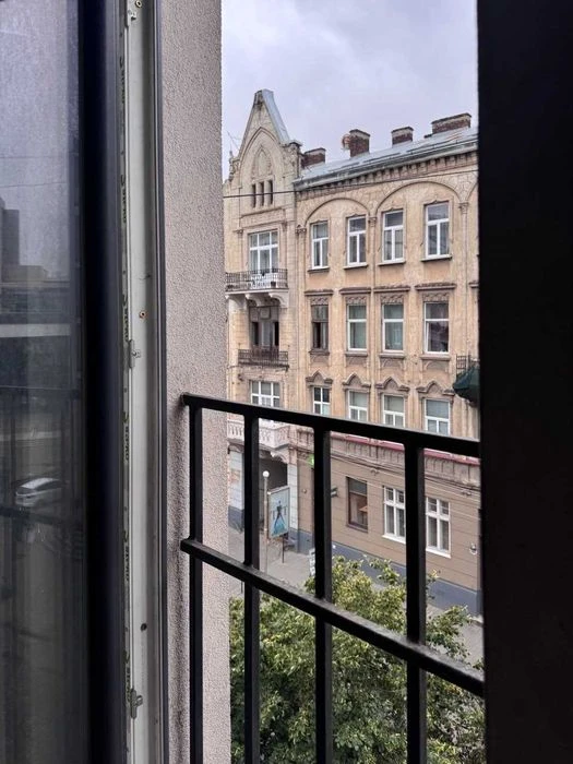Продаж 2-кім кв новоудова вул. Куліша біля Forum Lviv Без ко