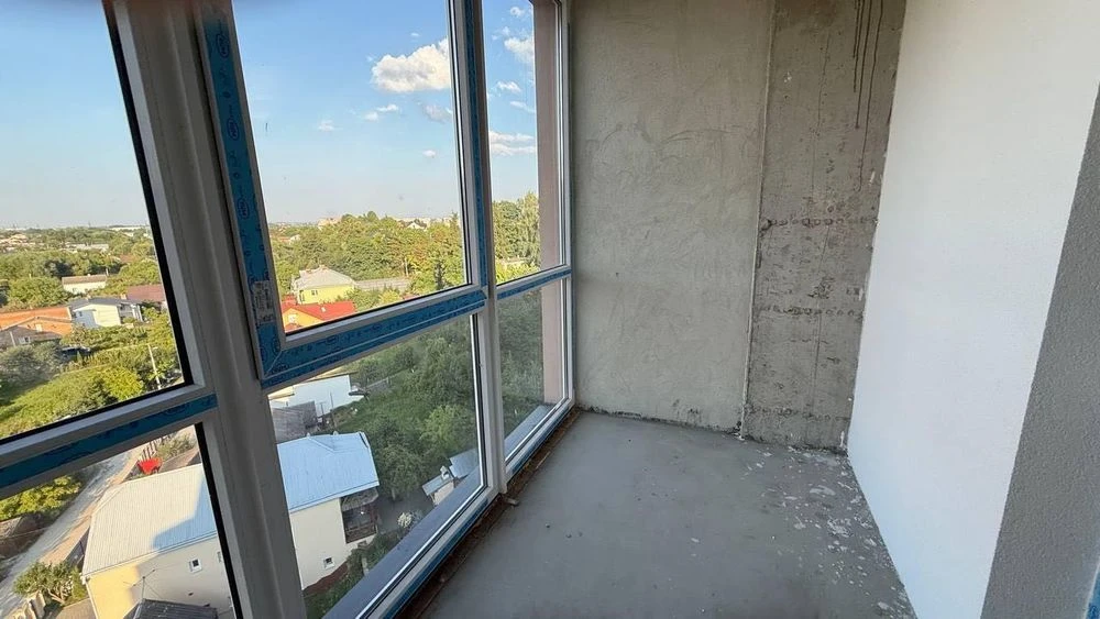 Продаж 1-кім. квартири 50 м вул. Очеретяна, 11 Карпатбуд