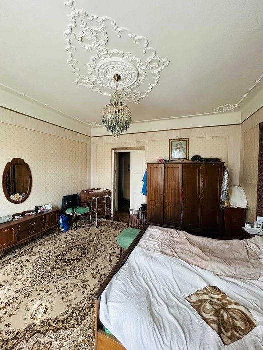 Продаж 3 кім. квартири по вул. Цегельського (105 м.кв.).