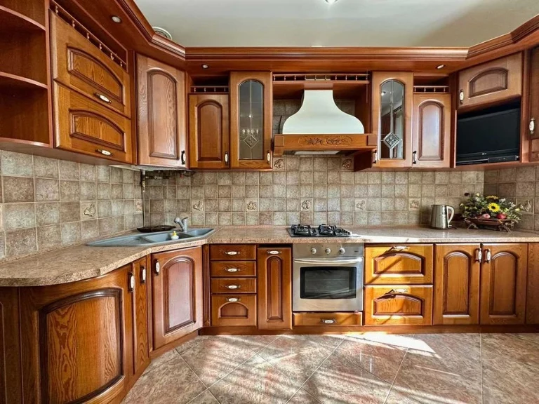 Продаж 3 кім квартири по вул.Мечникова(парковка, підвал)
