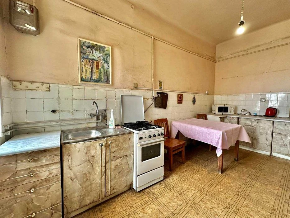 Продаж 2 кім квартири по вул. Винниченка (центр міста).