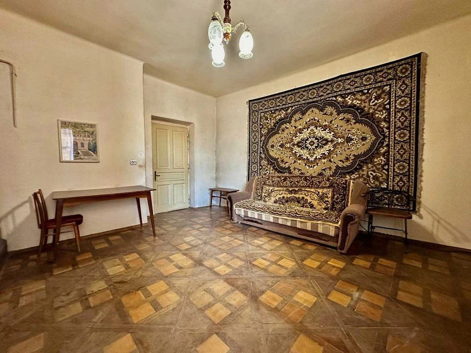 Продаж 2 кім квартири по вул. Винниченка (центр міста).