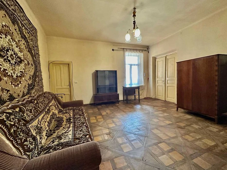 Продаж 2 кім квартири по вул. Винниченка (центр міста).