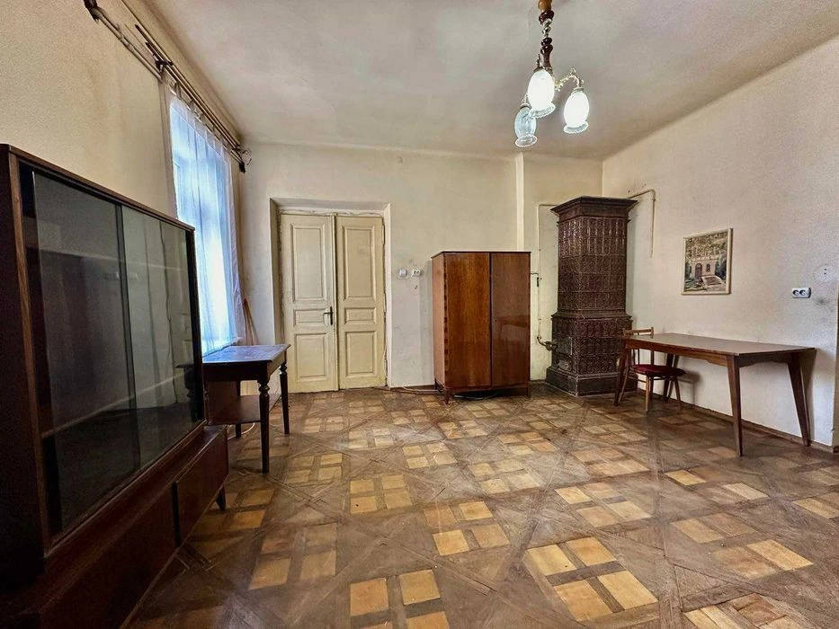 Продаж 2 кім квартири по вул. Винниченка (центр міста).