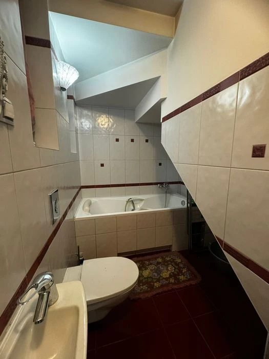 Продаж 5-кім кв-ри на  Новому Львові ( паркова зона) 
2-3/3ц