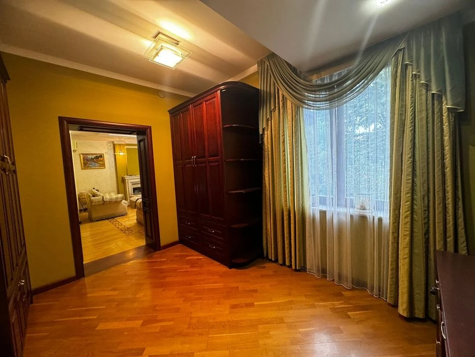Продаж 5-кім кв-ри на  Новому Львові ( паркова зона) 
2-3/3ц
