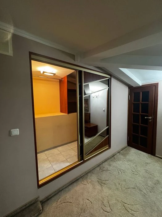 Продаж 5-кім кв-ри на  Новому Львові ( паркова зона) 
2-3/3ц