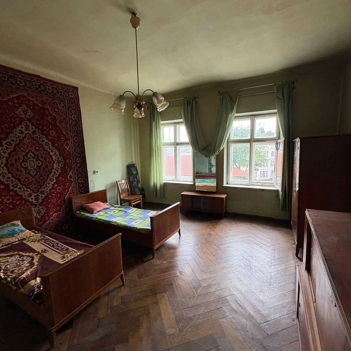 Продаж 2 кім. квартири по вул. Винниченка