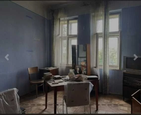 В цетрі міста вул. Лисенка продається квартира в австрійсько
