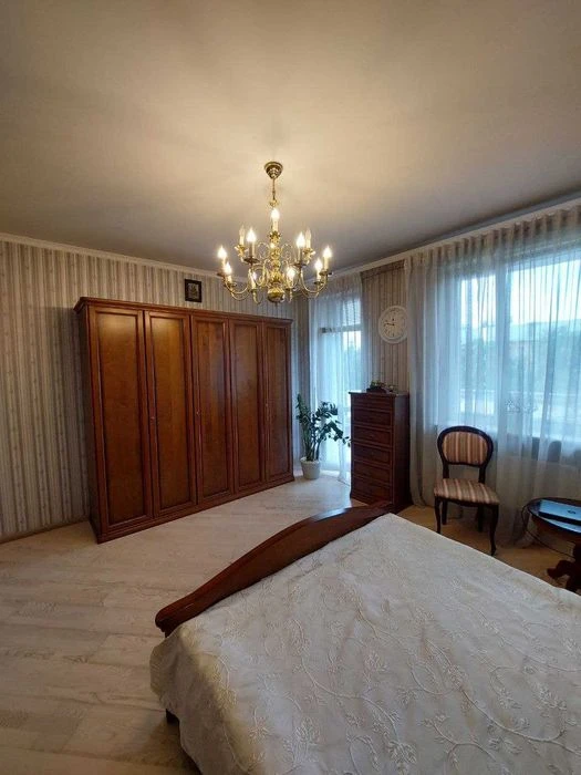Продаж дворівневої квартири на вул. Конотопська 25 р-н Конов