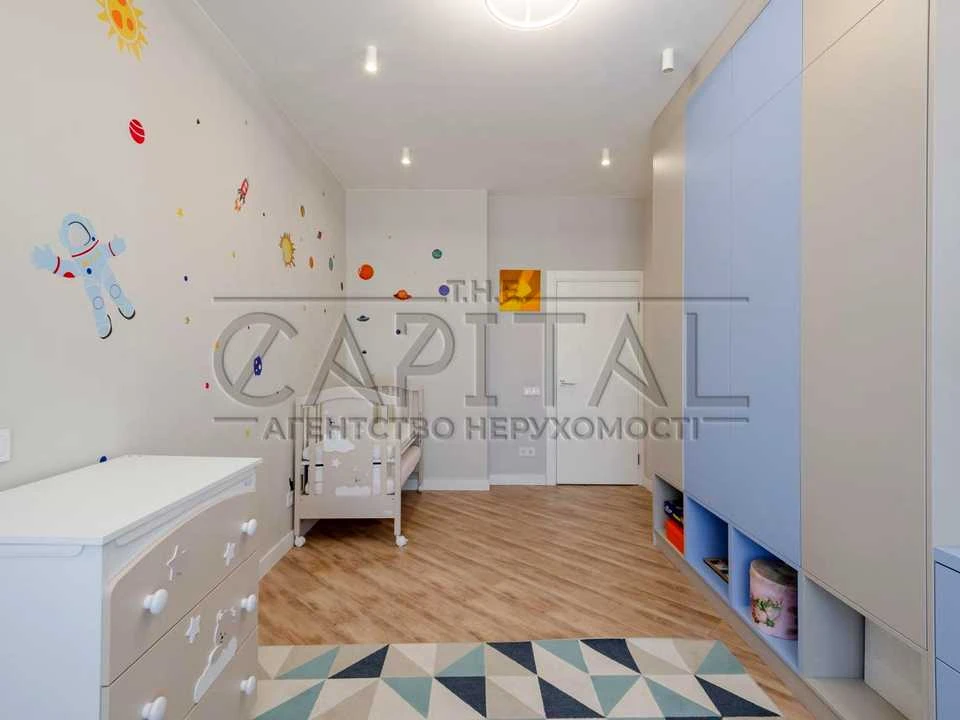 Apartment. Kyiv, Vasylya Tyutyunnyka St. (Henri Barbusa)