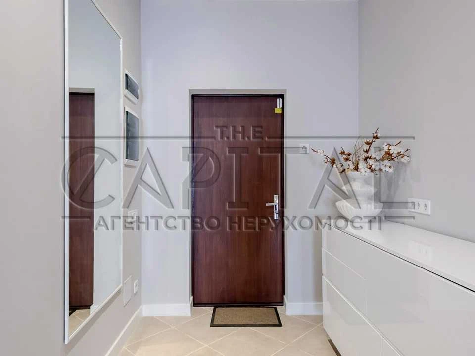 Apartment. Kyiv, Vasylya Tyutyunnyka St. (Henri Barbusa)