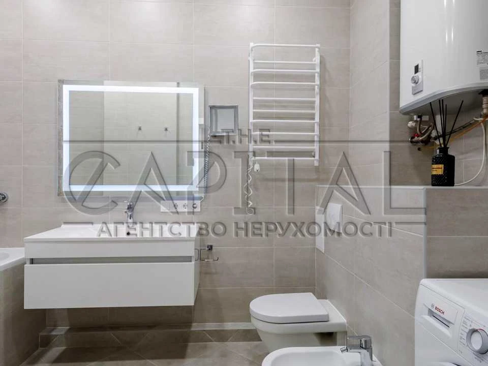 Apartment. Kyiv, Vasylya Tyutyunnyka St. (Henri Barbusa)