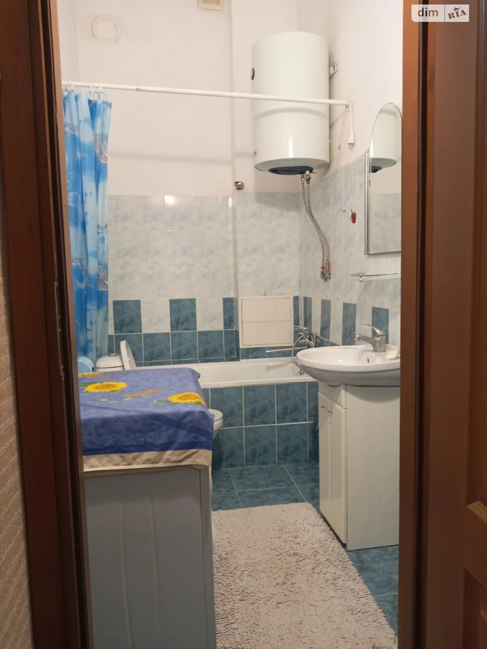 Продаж Квартира Площа Ринок