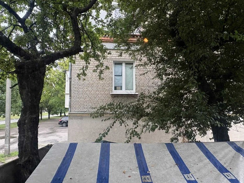 Apartment for sale at 191 Lev Landau Ave., there is a basement and separate