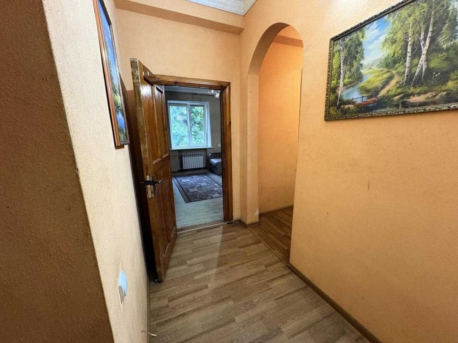 Apartment for sale at 191 Lev Landau Ave., there is a basement and separate