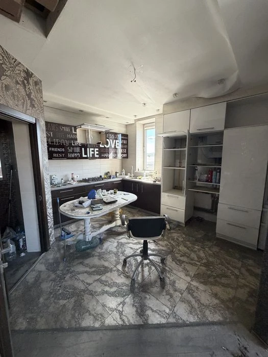 Sale of an autonomous apartment with a certificate and voucher in Kharkov