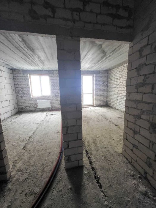 Selling a REAL 1-room apartment of 42 sq. m in the PTichka residential complex. Documents