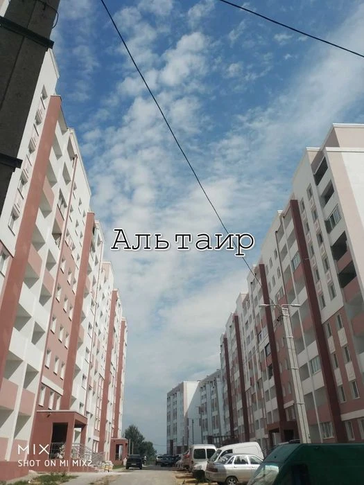Selling a REAL 1-room apartment of 42 sq. m in the PTichka residential complex. Documents
