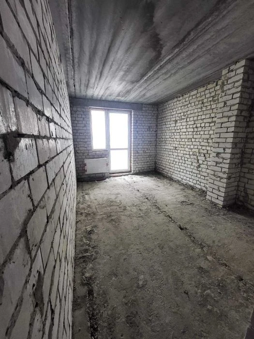 Selling a REAL 1-room apartment of 42 sq. m in the PTichka residential complex. Documents