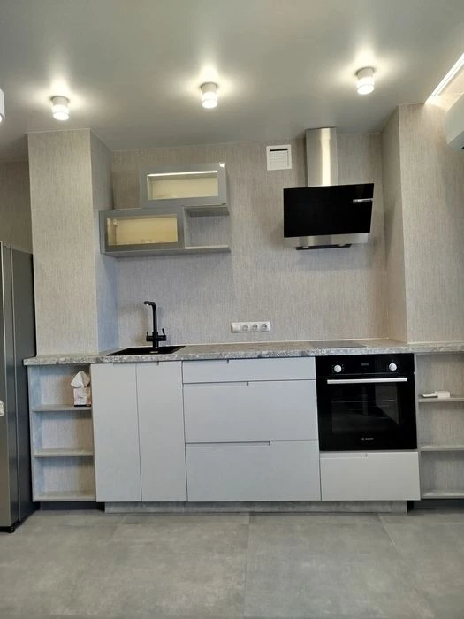 For sale 2-room apartment House on Zernovaya 77.2m2