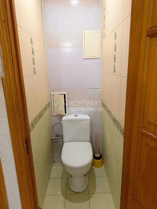 Продається 1 к кв проспект Науки