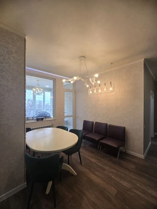 Selling a 3-room apartment in Osnovyansky district.