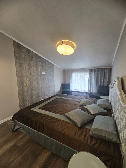 Selling a 3-room apartment in Osnovyansky district.