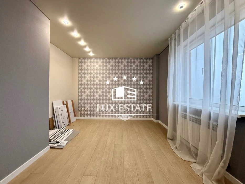 Продажа 3-комнатной квартиры в доме с ГЕНЕРАТОРОМ на Клочков