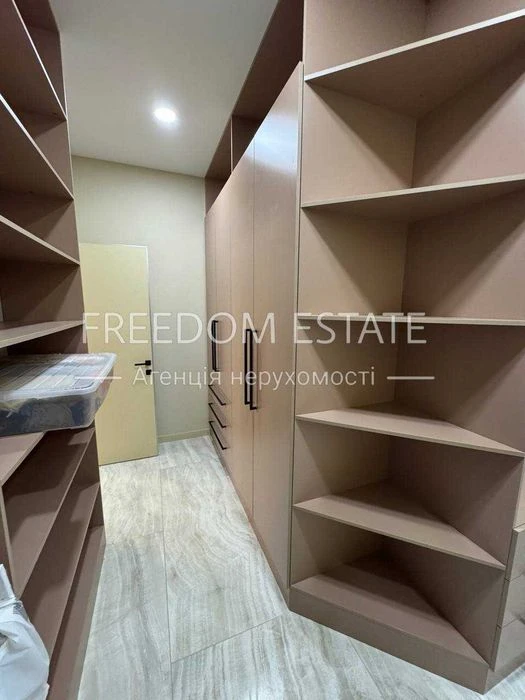 399тыс.$ ПРОДАЖА / 3 спальни Квартира с новым ремонтом/в ЖК