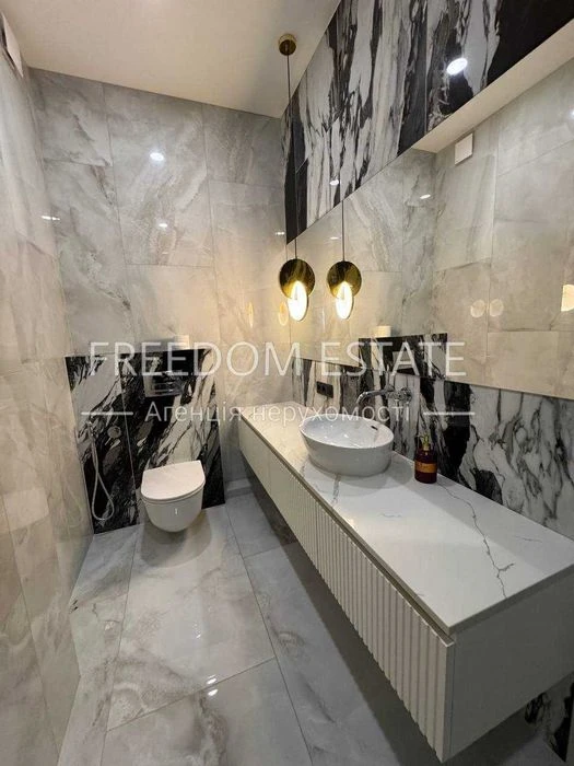 399тыс.$ ПРОДАЖА / 3 спальни Квартира с новым ремонтом/в ЖК