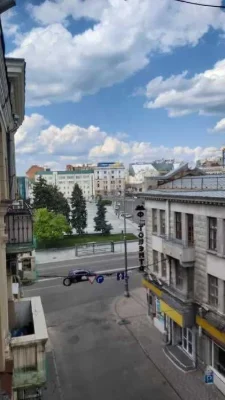 D1C Продам 2х этажную 5 ти комнатную квартиру в Центре, пер.
