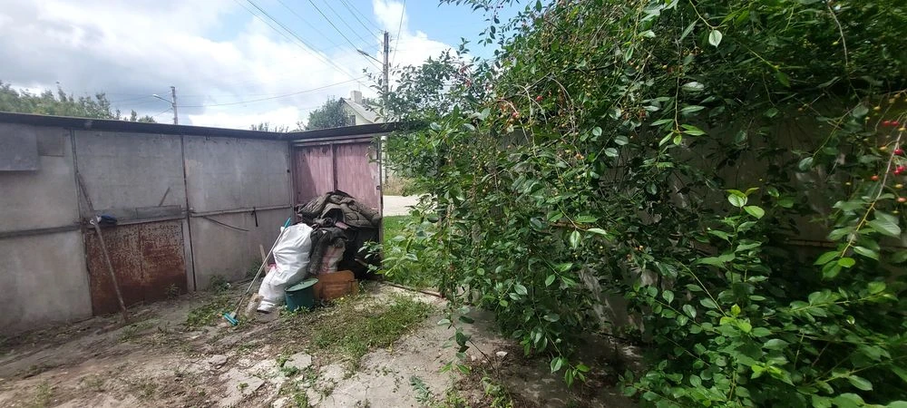Продам 3-к.квартиру на Залютино.