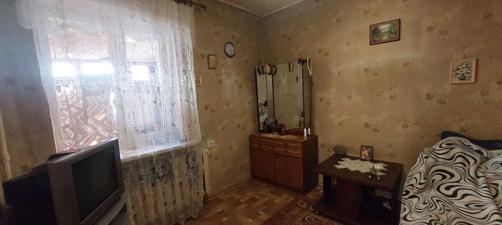 Продам 3-к.квартиру на Залютино.