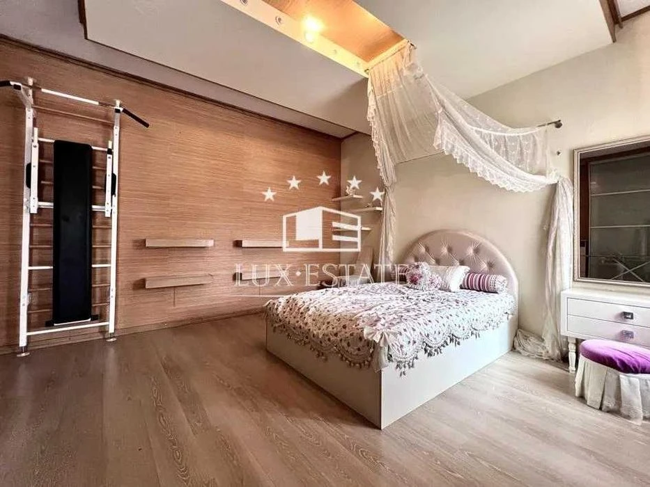 Продажа 3-комнатной квартиры в ЖК "Слободская Усадьба" метро