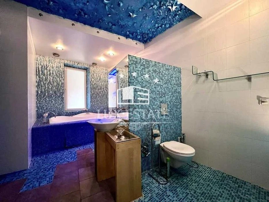 Продажа 3-комнатной квартиры в ЖК "Слободская Усадьба" метро