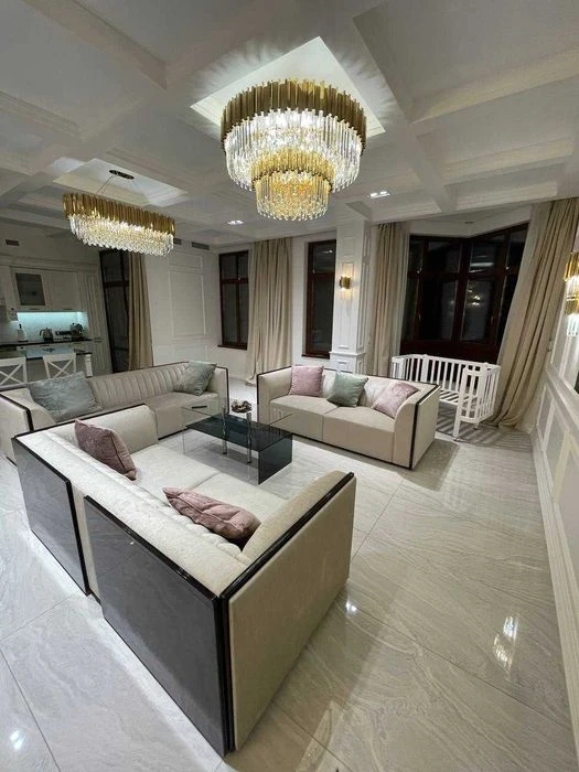 Продам 3-х комнатную квартиру в доме класса de-luxе ЖК "Фаво