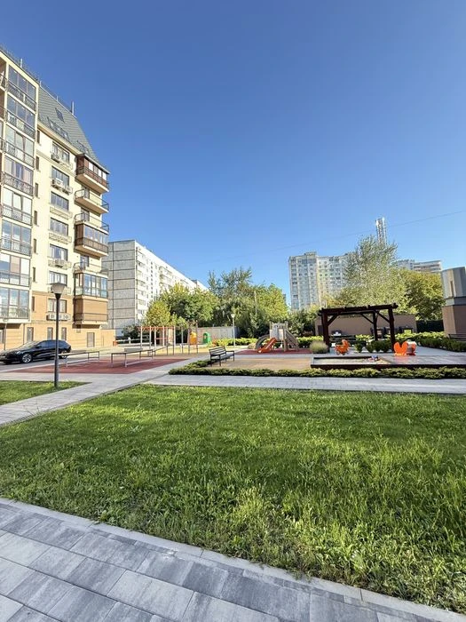 Продам 4 к. Квартиру в ЖК Резиденция, Центр, Ботанический са