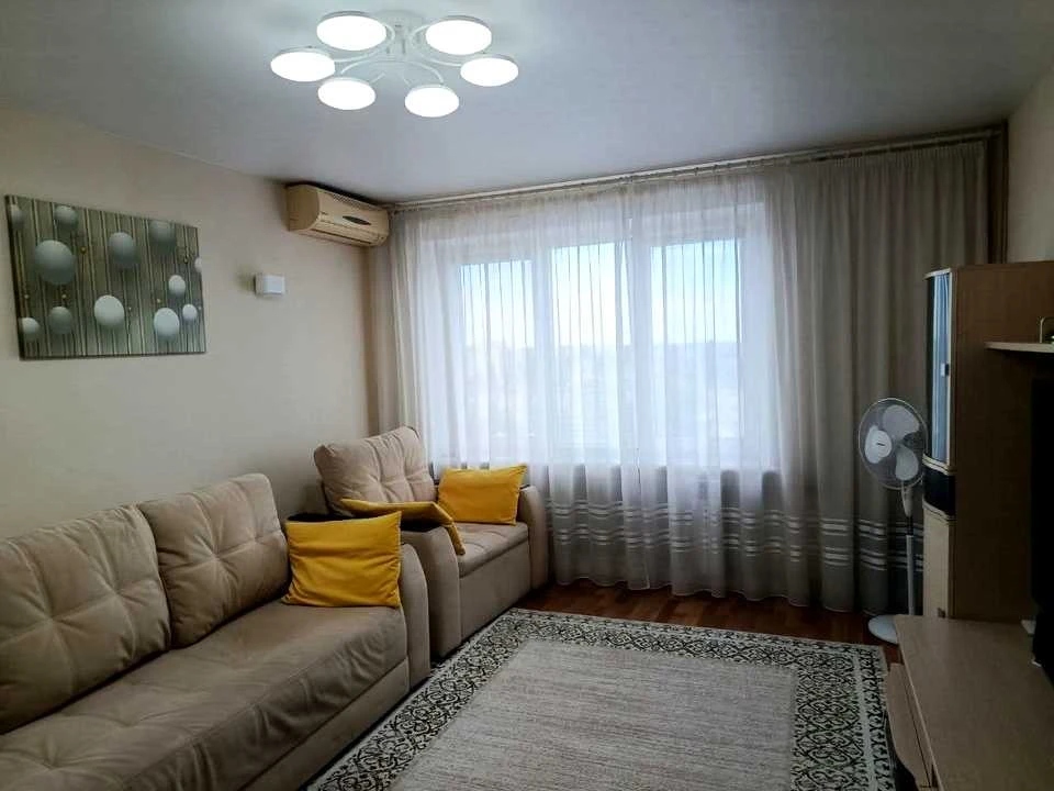 Квартира. Дніпро, Космонавтів вул.