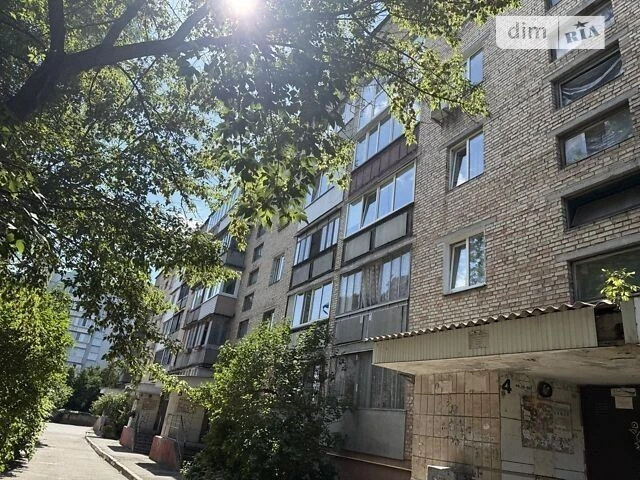 Sale of 1-room apartment 36.5 sq. m. on Zelenyho Klyna 6 street • ID
