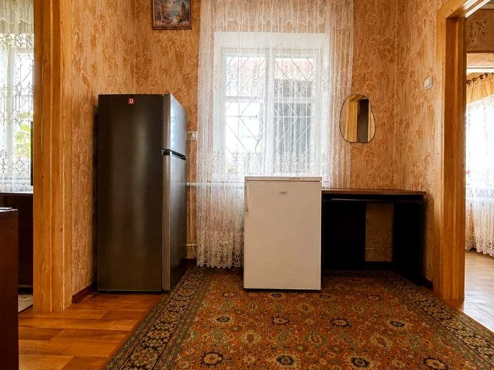 Будинок. Дніпро, Берегова вул.
