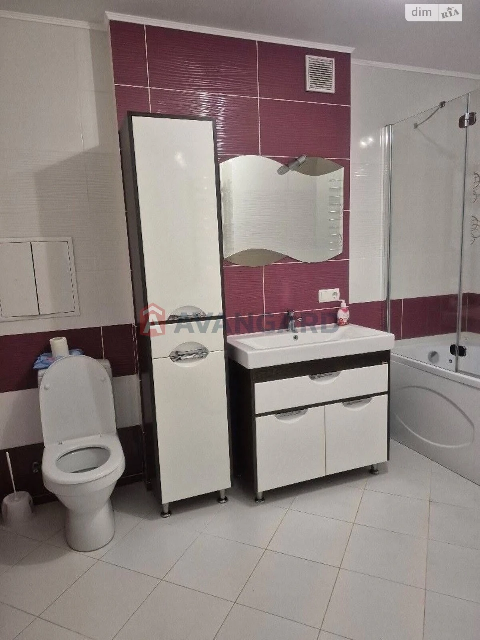 Продаж Квартира Озерна
