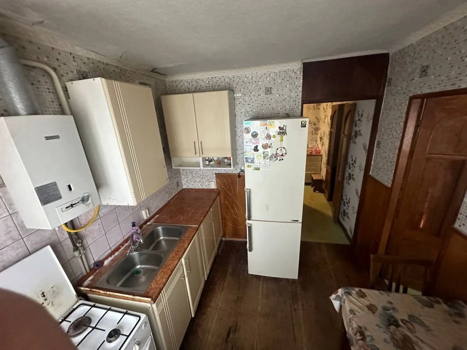 For sale 1-room apartment in the Troyandy district, Pavlovo Pole