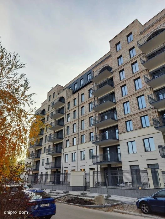 Продам квартиру 68.6м2 Нагорный р-н
