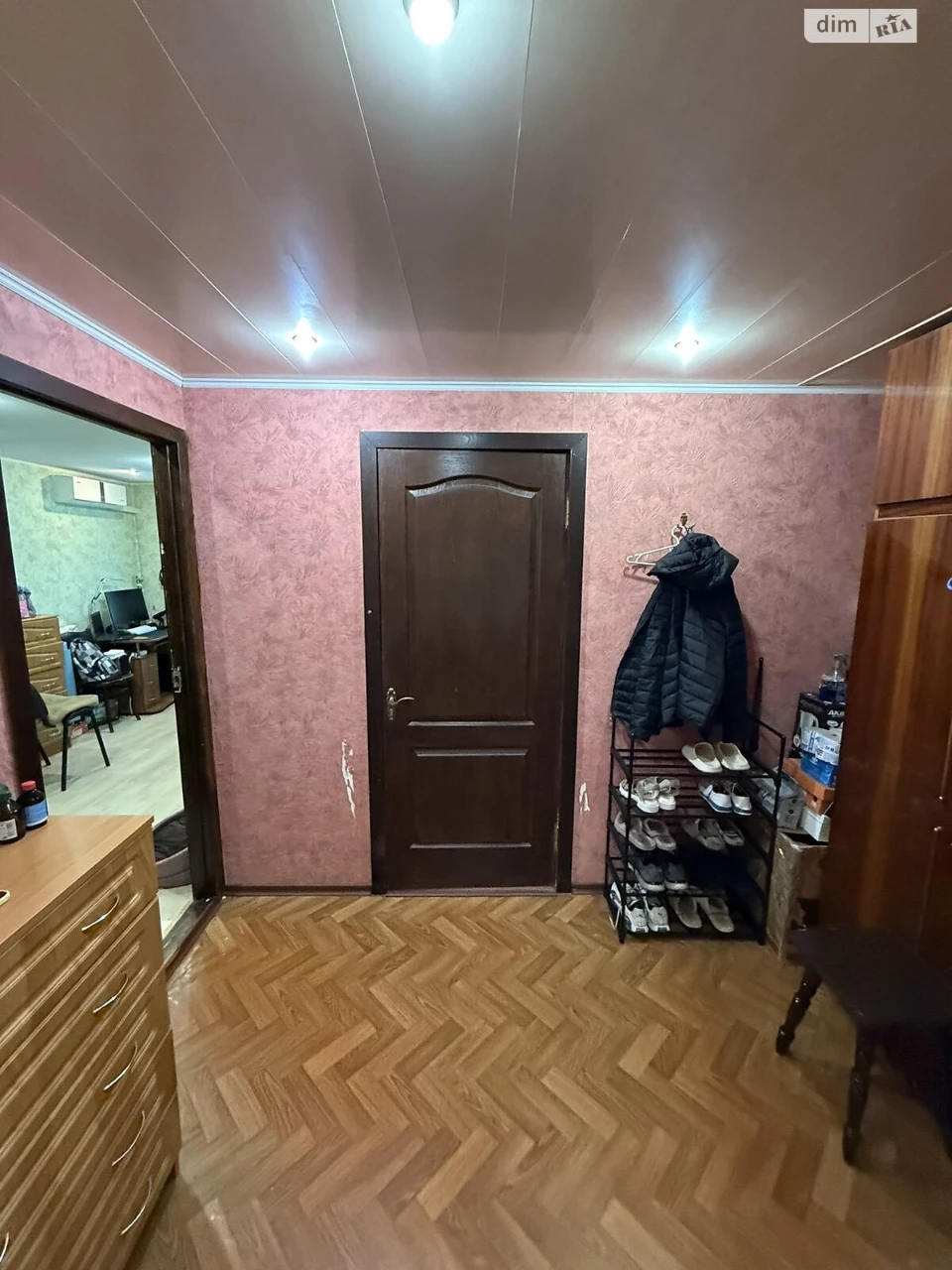 Продаж Квартира Правий Поділ